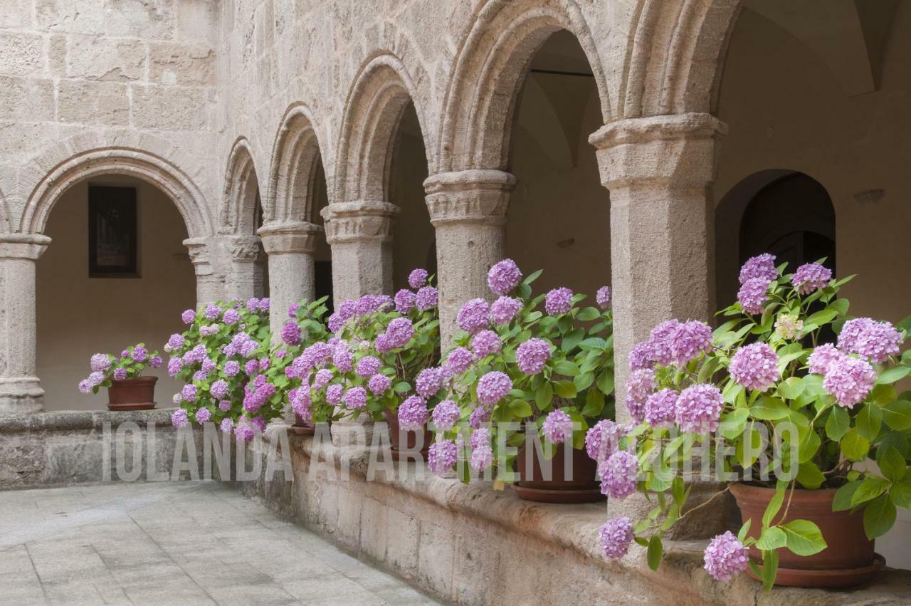 Iolanda Apartment 30M From Seaside Alghero Luaran gambar